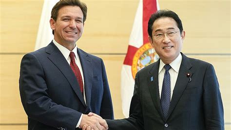 El gobernador de Florida, Ron DeSantis, se reunió en Tokio con el primer ministro de Japón